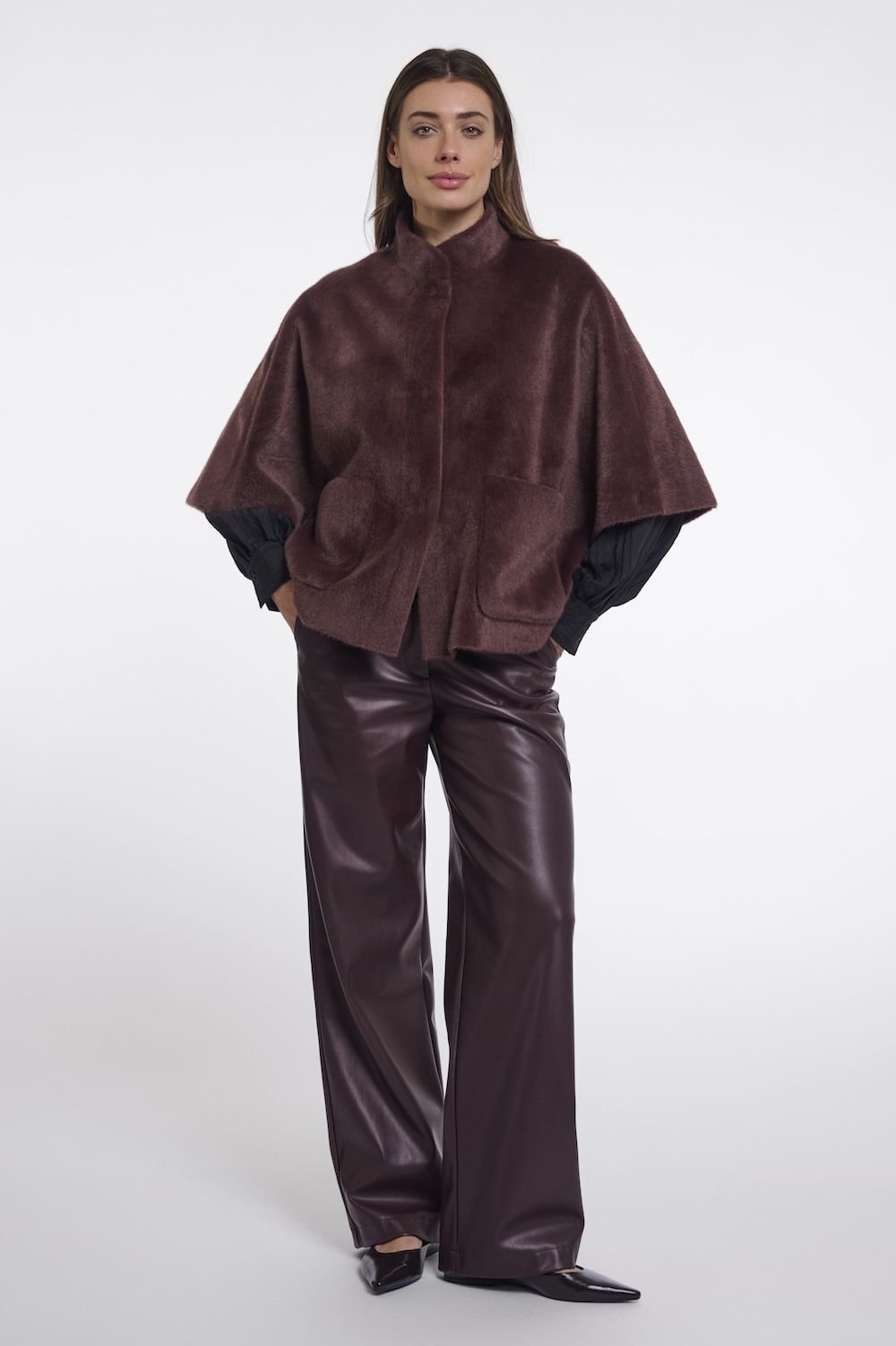 Chaquetón capa chocolate Rino&Pelle 1