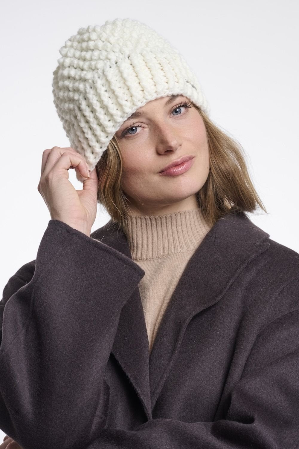 Gorro Kevina blanco 1