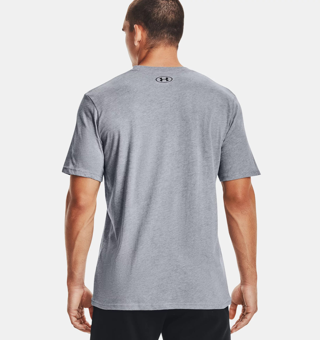 CAMISETA M.C UNDER ARMOUR SPORTSTYLE LEFT CHEST GRIS 2
