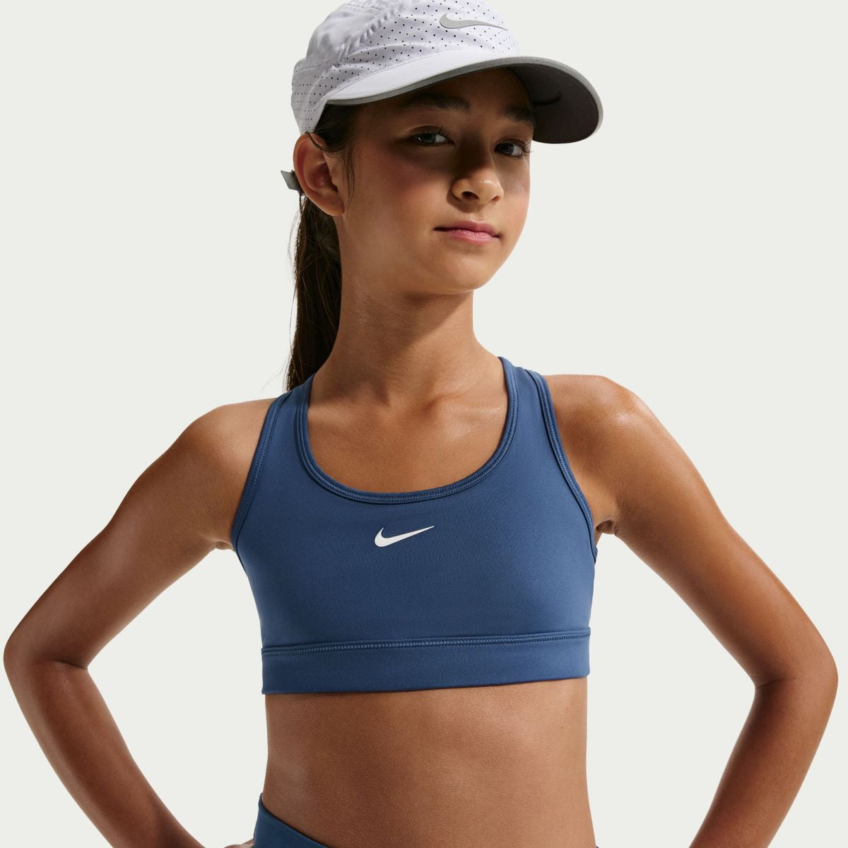 NIKE SWOOSH GIRLS' SPORTS BRA 1