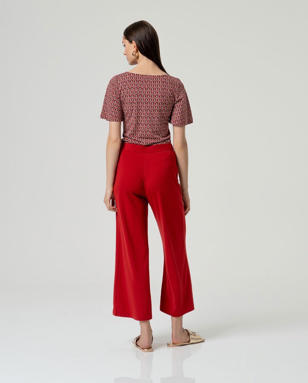 PANTALON CROP ROJO SURKANA