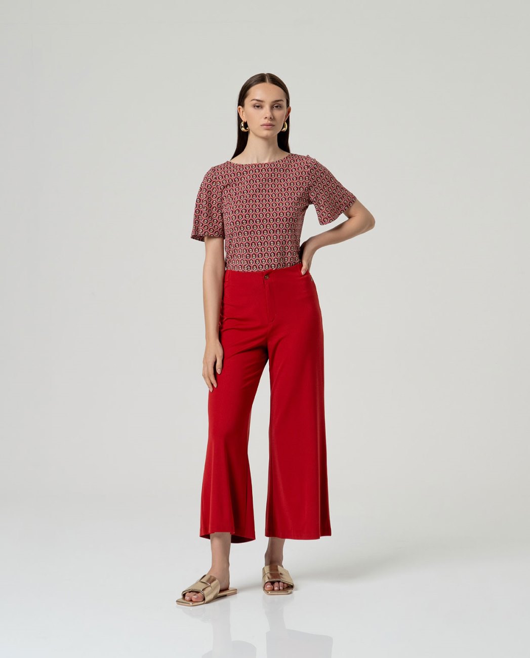 Pantalon crop rojo Surkana
