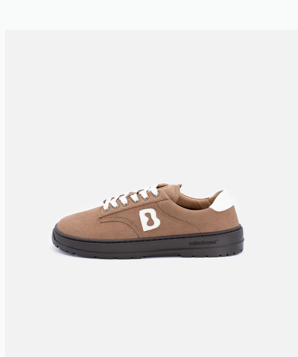 Zapato barefoot modelo Scent en color Marron y blanco 1