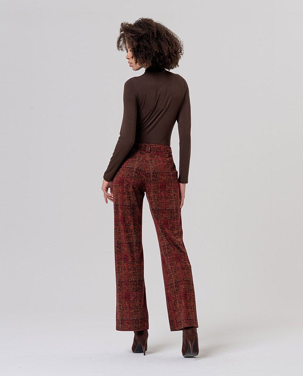Pantalón recto Granate Surkana