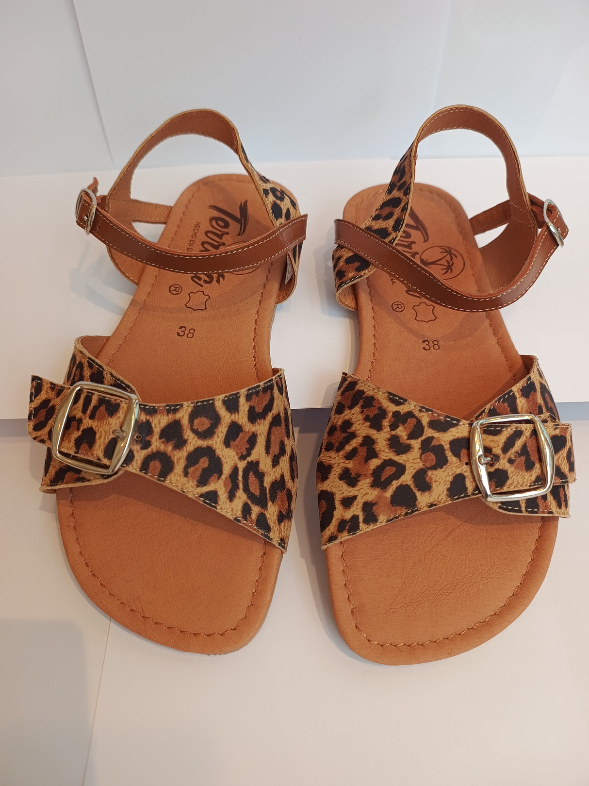 Sandalia barefoot Elx Leopardo 1