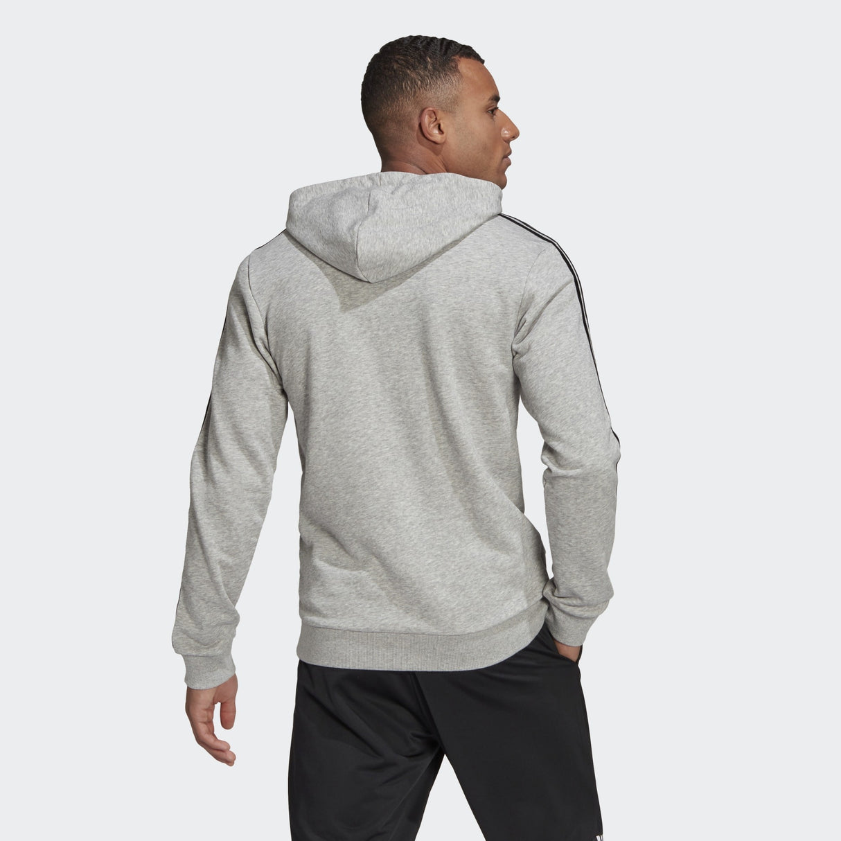 SUDADERA CON GORRO ESSENTIALS 3 FRANJAS 2