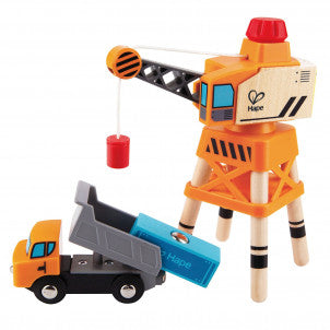 Grua grande con camion hape 1