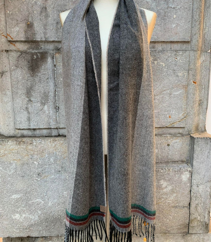 Bufanda flecos topo santacana 1