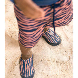 Zapatillas playa blue orange zebra swim essentials 1