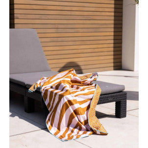 Toalla microfibra orange zebra swim essentials 2