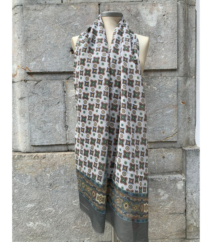 Fular alton marron dari 1