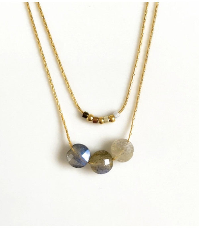 Collar doble luna mini moon gris litchi 2