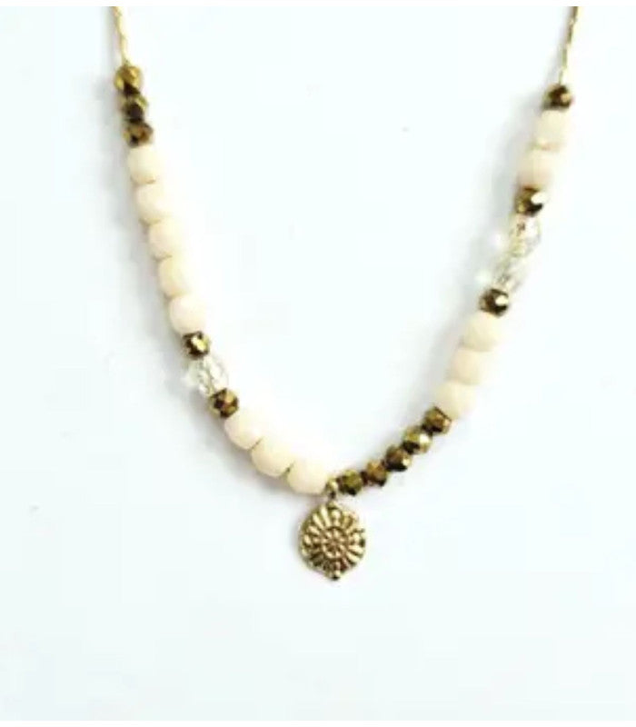 Collar maharani blanco litchi 2