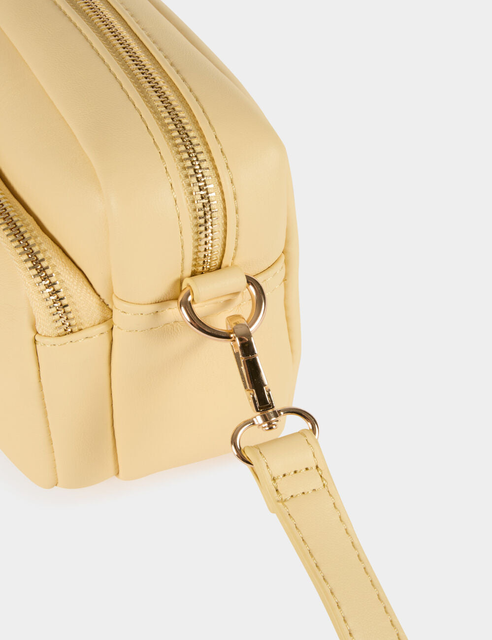Bolso bandolera de polipiel amarillo pastel Morgan
