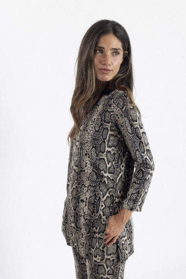 CAMISETA LARGA JAGUARD BMB&CO