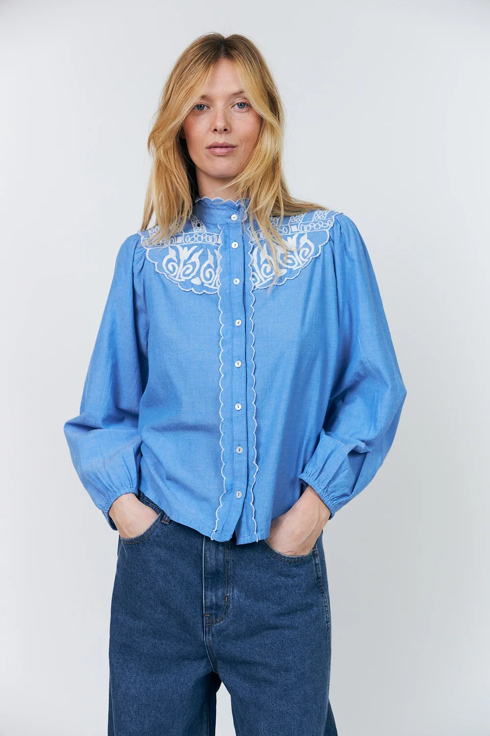 LOLLYS LAUNDRY CAMISA AZUL BORDADA LIA