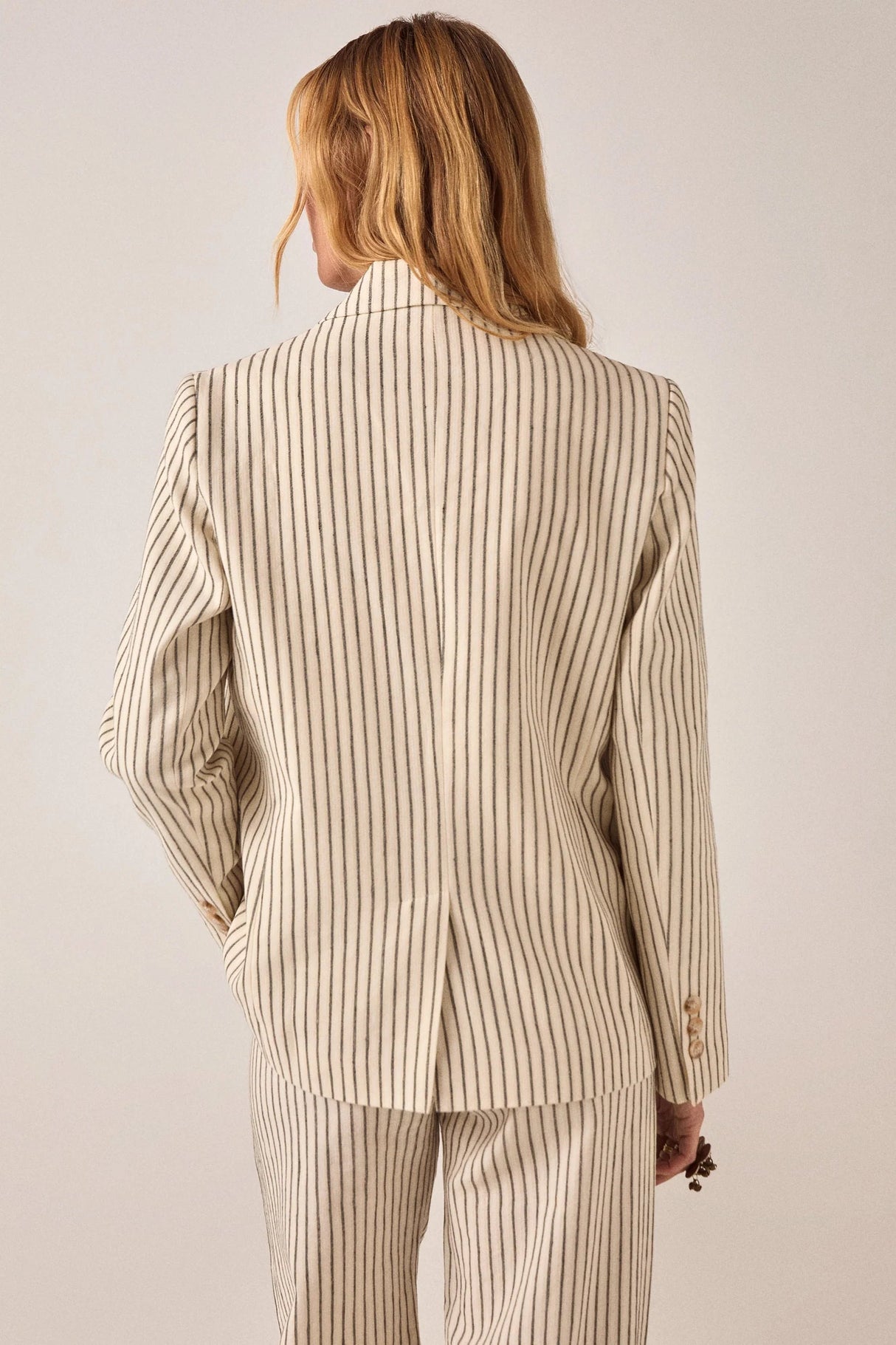 MAISON HOTEL BLAZER RAYA DIPLOMATICA BOBBY