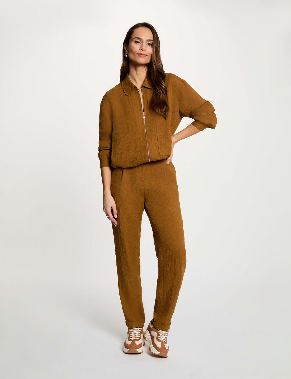Pantalón carrot de tiro alto cámel Morgan