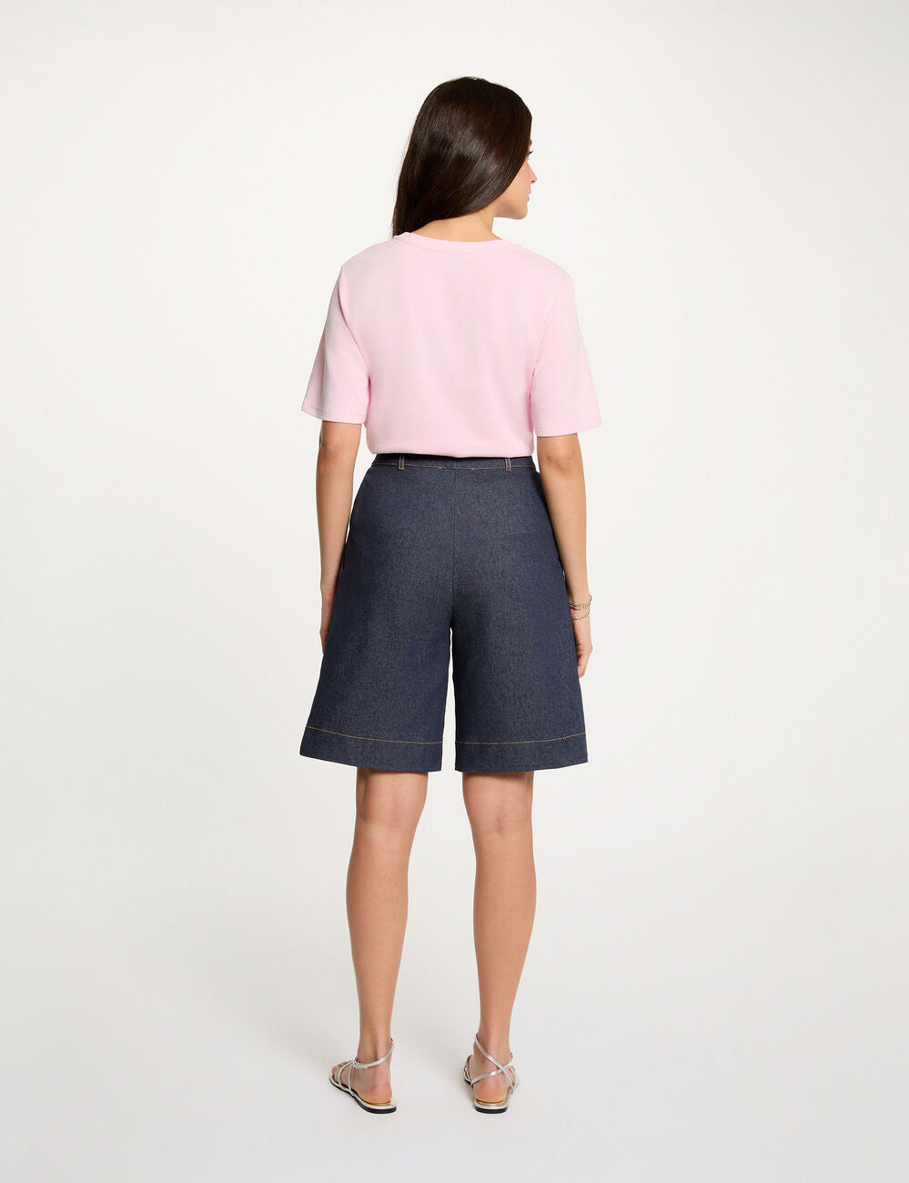 Pantalón corto ancho de mezclilla denim crudo Morgan