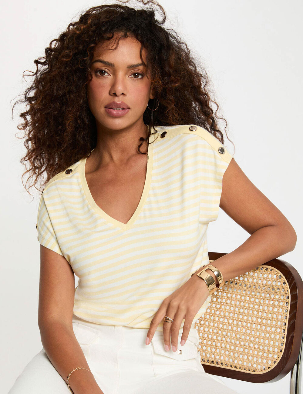 Camiseta de rayas con cuello v amarillo pastel Morgan
