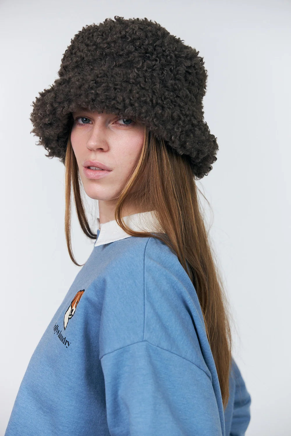 LOLLYS LAUNDRY SOMBRERO TIPO CUBO MOKKA WILLOW