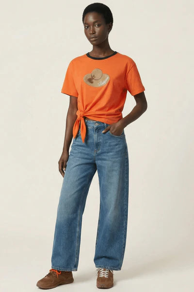 Camiseta naranja sombrero Lolitas 1