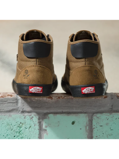CANVAS VANS MARRONES 2