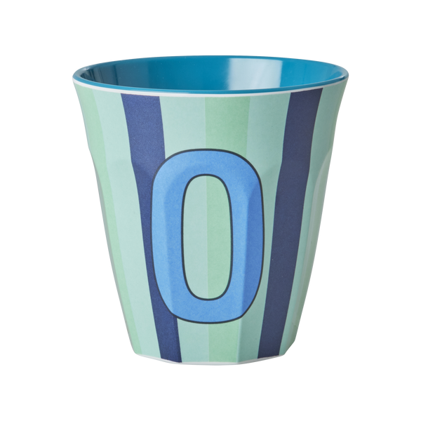 Vaso con inicial