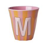 Vaso con inicial