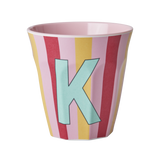 Vaso con inicial