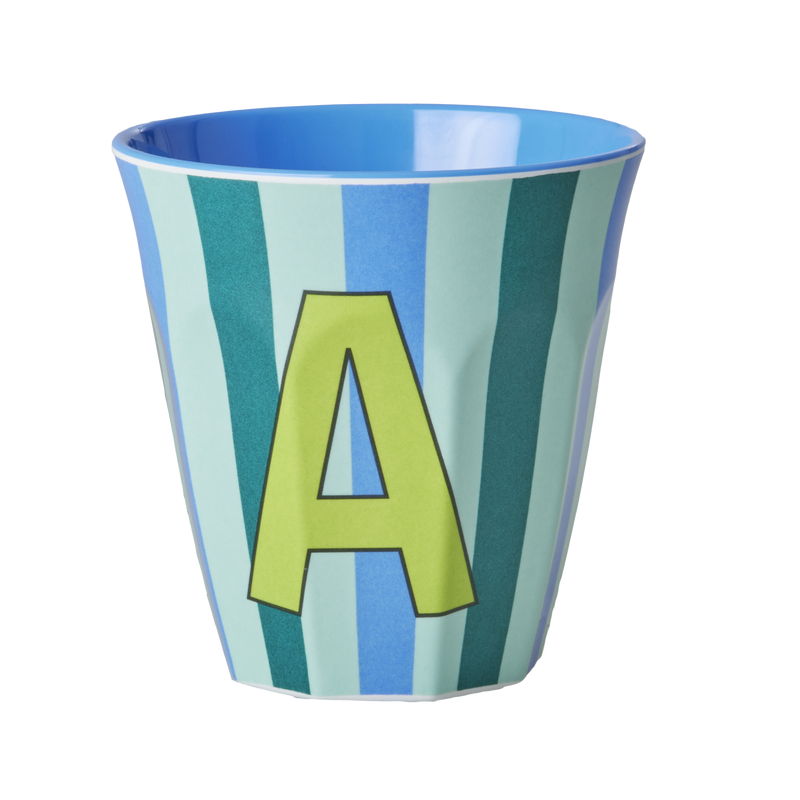 Vaso con inicial