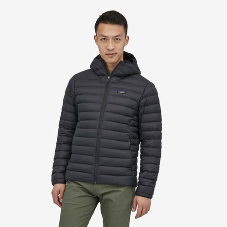 PLUMÍFERO NEGRO SWEATER HOODY PATAGONIA HOMBRE 1