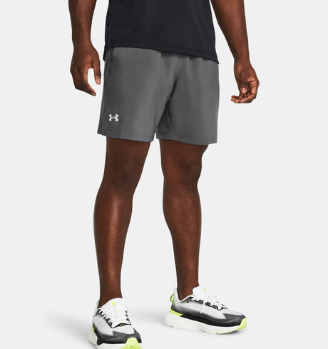 SHORT UNDER ARMOUR LAUNCH UNLINED 18CM GRS 2