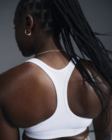 TOP NIKE SWOOSH LIGHT SUPPORT BLANCO 2