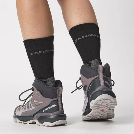 BOTA SALOMON X ULTRA 360 MID GTX MUJER 2