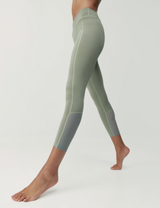 MALLA LEGGING NAMIR BORN COLOR VERDE 1