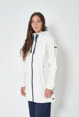 GABARDINA ENGOMADA LARGA BATELA COLOR BLANCO 2