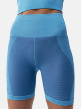 SHORT MALIA BORN COLOR AZUL SIN COSTURAS 1