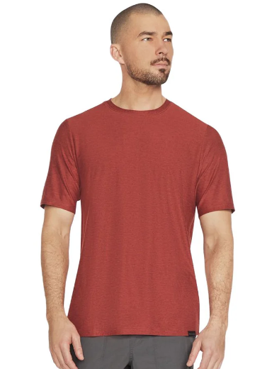 CAMISETA CORTA SKECHERS COLOR GRANATE 1