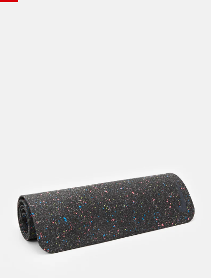 ESTERILLA MOVE YOGA NIKE COLOR NEGRO 1