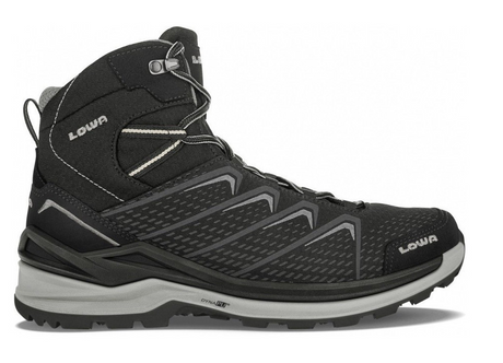 BOTA DE MONTE LOWA COLOR NEGRO 1