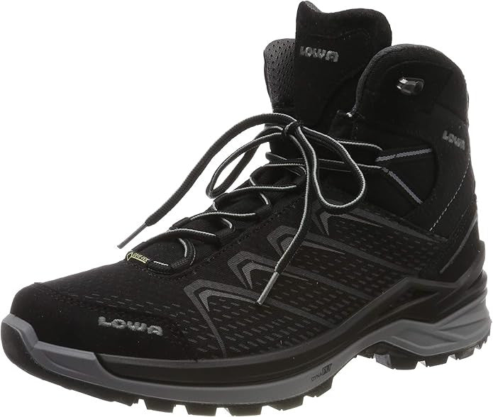 BOTA DE MONTE LOWA COLOR NEGRO 2