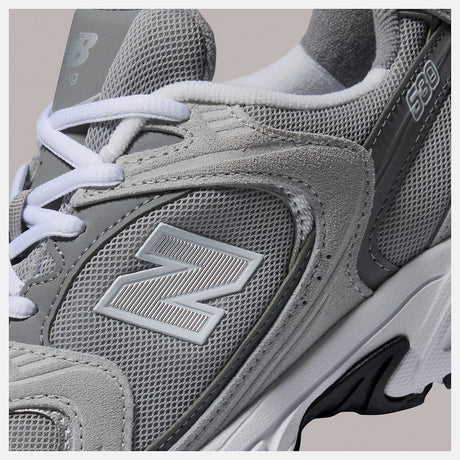 ZAP.RETRO RUNNING NEW BALANCE 530 GRIS 2