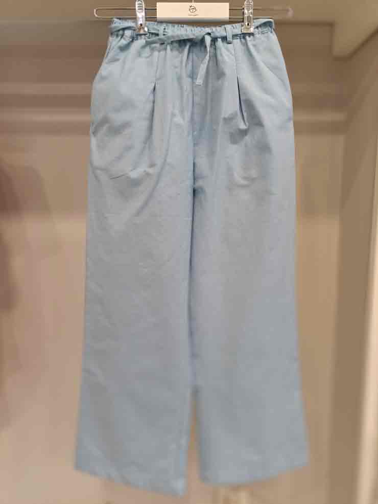 PANTALON AZUL CIELO LARGO PINZAS LINO 1