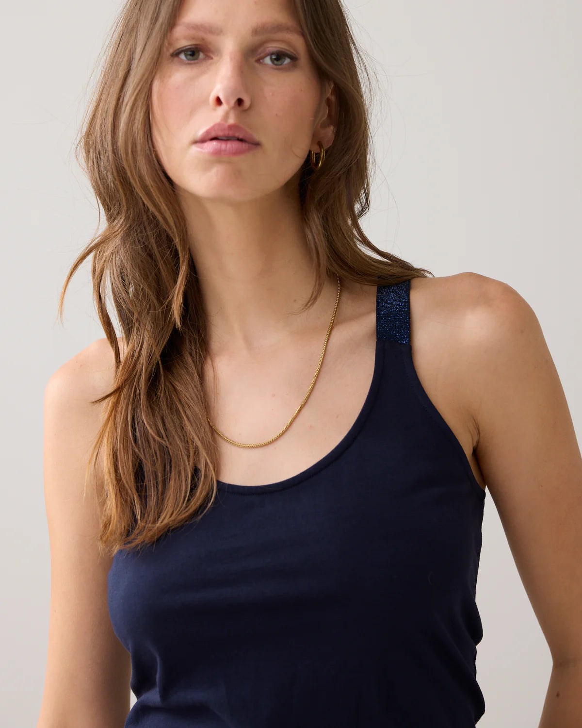 SUMMUM TOP BASICO TIRANTES NAVY NOIR