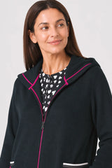 CHAQUETA CAPUCHA NEGRA POUPEE CHIC