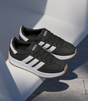 ZAPATILLA ADIDAS RUN 70S NEGRO 1