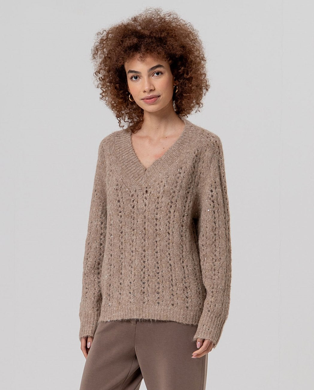 Jersey escote picoc con lentejuelas Beige Surkana