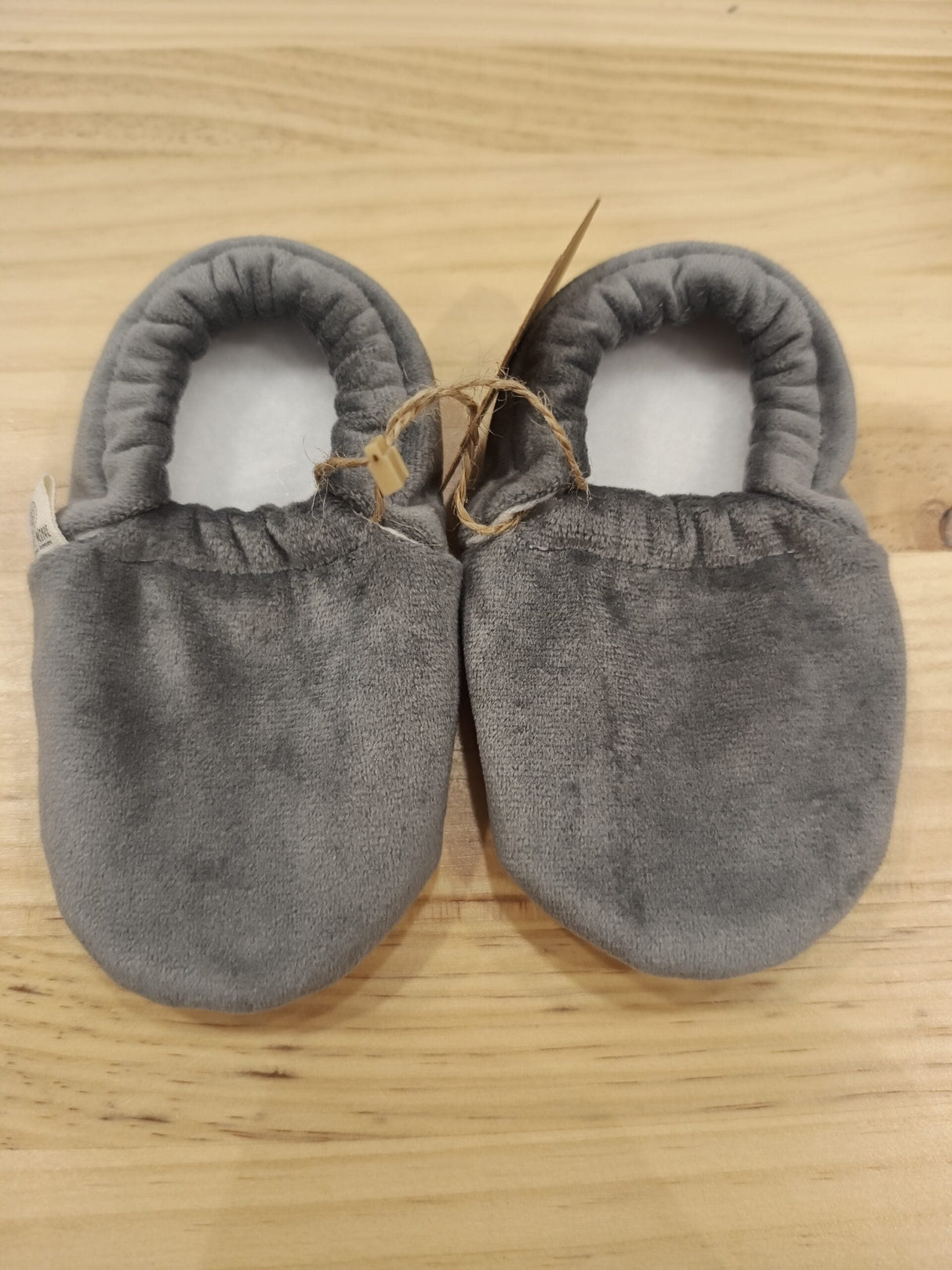 Babucha respetuosa Velvet Grey 1