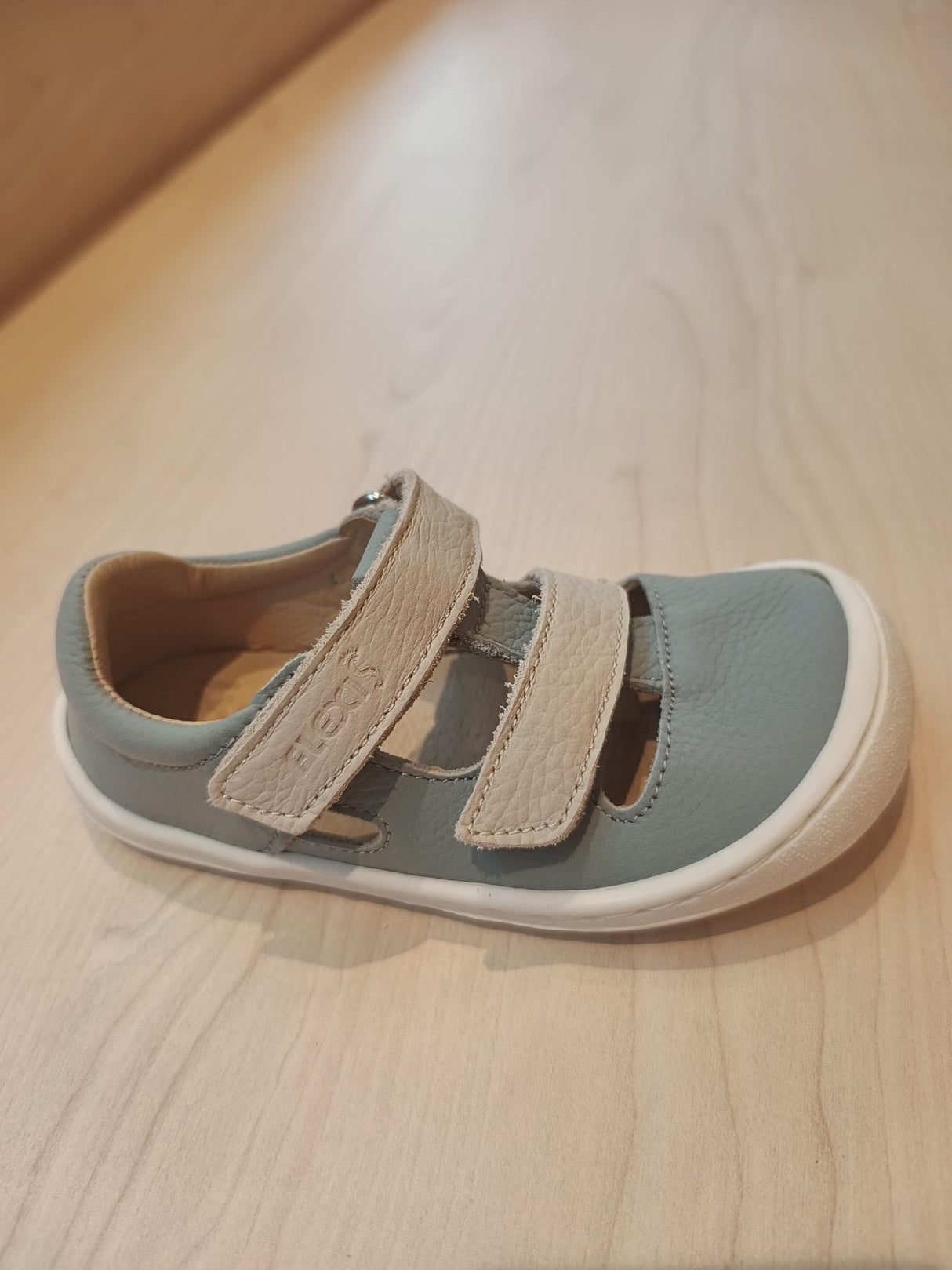 Sandalia respetuosa 9035 Safira/Ivory 1